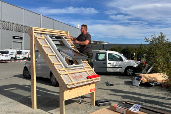 VELUX Solskjermingsprodukter - Fysisk